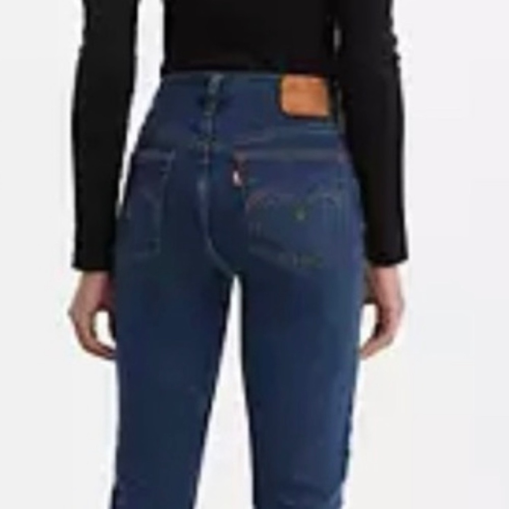 Levi's Women's 501 High-Rise Skinny Jeans Sz 24x30 raw hem button fly